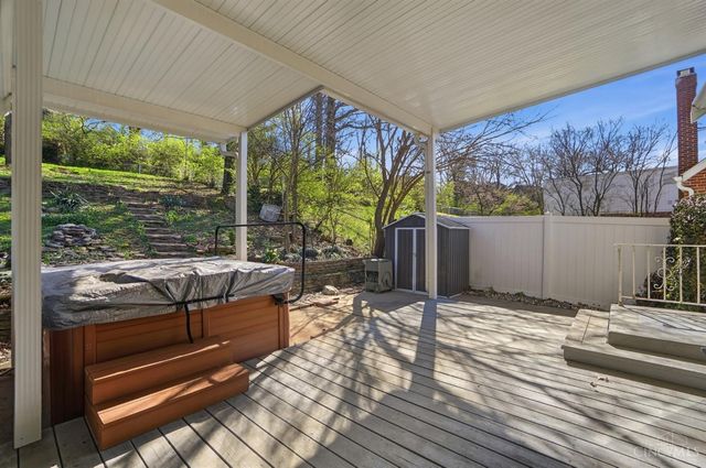 734 Wilbud Drive, Cincinnati, OH 45205