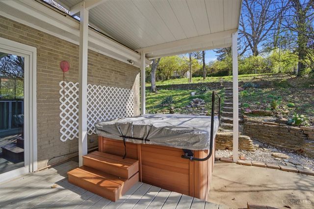 734 Wilbud Drive, Cincinnati, OH 45205