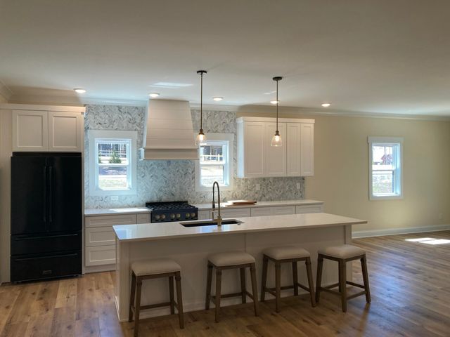 445 Pine Knot, Jasper, TN 37347