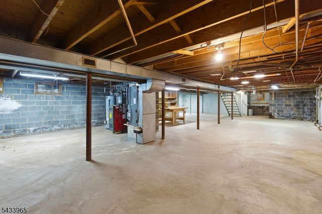 1264 Maple Hill Rd, Scotch Plains Twp., NJ 07076