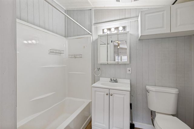 11806 E Jane Lane, Tomball, TX 77375