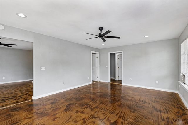 11806 E Jane Lane, Tomball, TX 77375