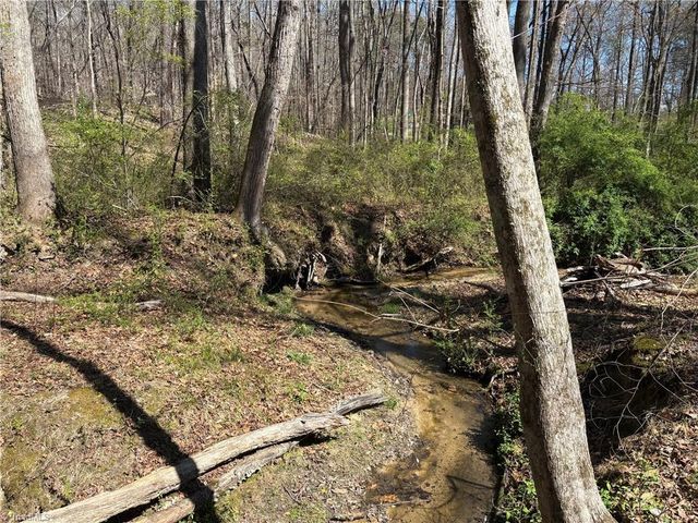 3623 Greystone Drive, Winston-salem, NC 27107