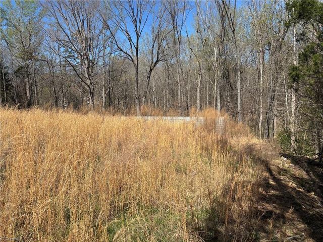 3623 Greystone Drive, Winston-salem, NC 27107