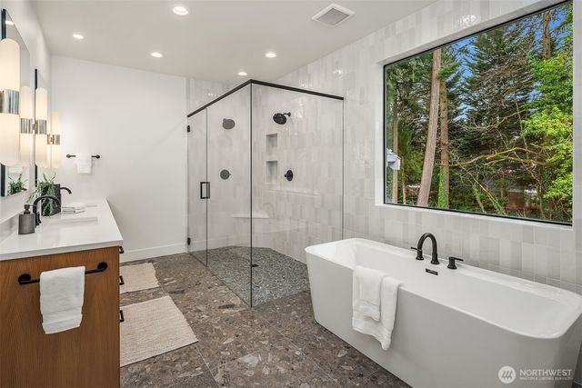 12834 NE 113th Street, Kirkland, WA 98033