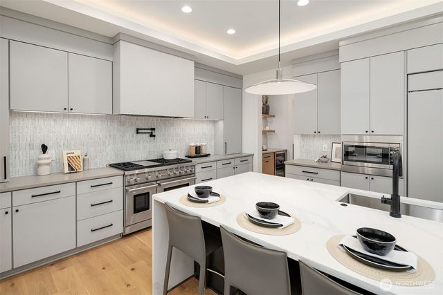 12834 NE 113th Street, Kirkland, WA 98033