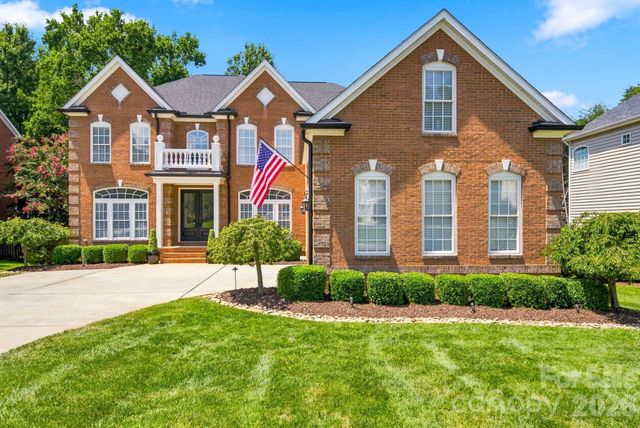 19000 Southport Drive, Cornelius, NC 28031