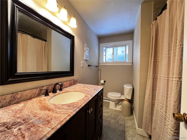 535 Kenton Street, Aurora, CO 80010