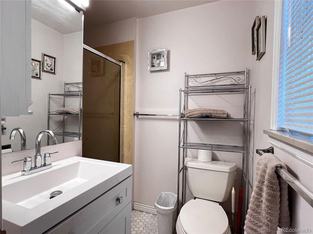 535 Kenton Street, Aurora, CO 80010