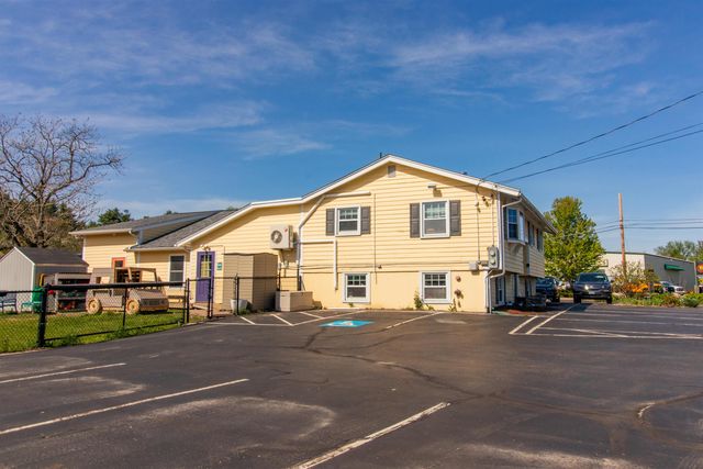 352 Elm Street, Milford, NH 03055