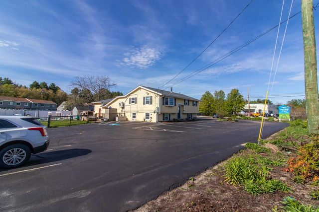 352 Elm Street, Milford, NH 03055
