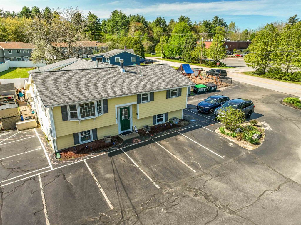 352 Elm Street, Milford, NH 03055