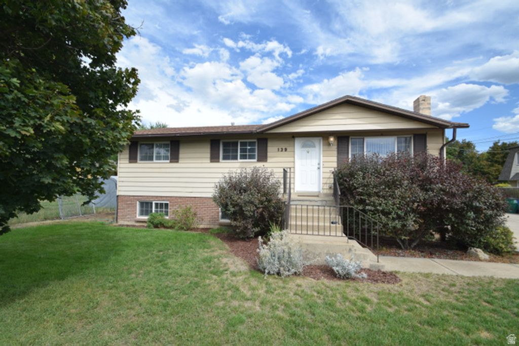 139 S 300 W, Kaysville, UT 84037 — exterior