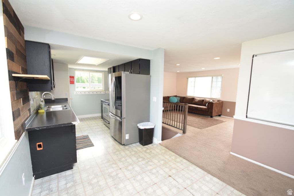 139 S 300 W, Kaysville, UT 84037 — photo 4