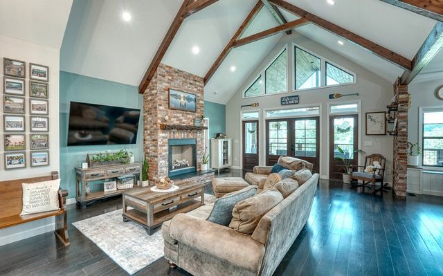 359 New Water Way, Blairsville, GA 30512