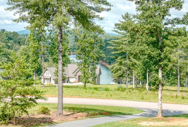 359 New Water Way, Blairsville, GA 30512