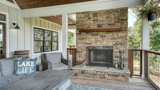 359 New Water Way, Blairsville, GA 30512