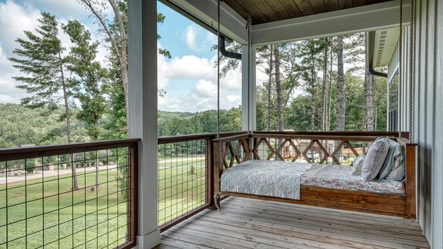 359 New Water Way, Blairsville, GA 30512