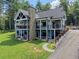 359 New Water Way, Blairsville, GA 30512