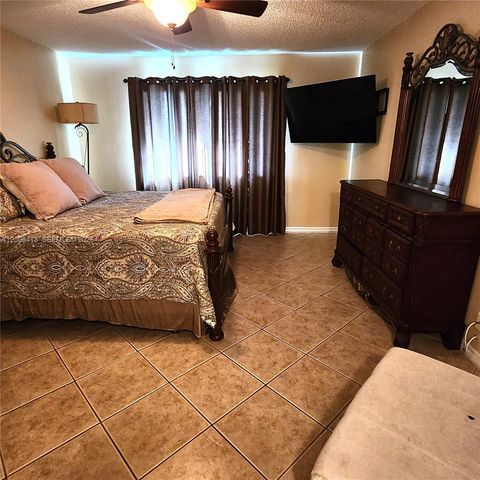 16501 Blatt Boulevard 204, Weston, FL 33326