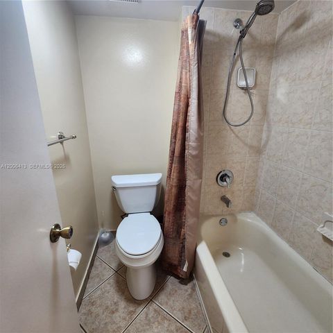 16501 Blatt Boulevard 204, Weston, FL 33326