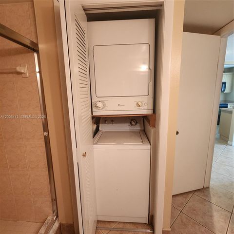 16501 Blatt Boulevard 204, Weston, FL 33326