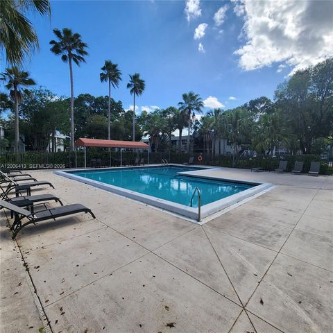 16501 Blatt Boulevard 204, Weston, FL 33326