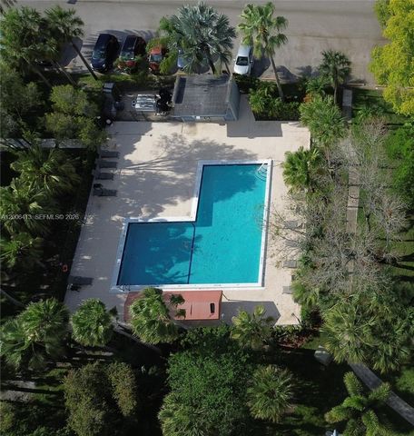 16501 Blatt Boulevard 204, Weston, FL 33326