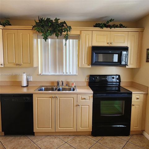 16501 Blatt Boulevard 204, Weston, FL 33326