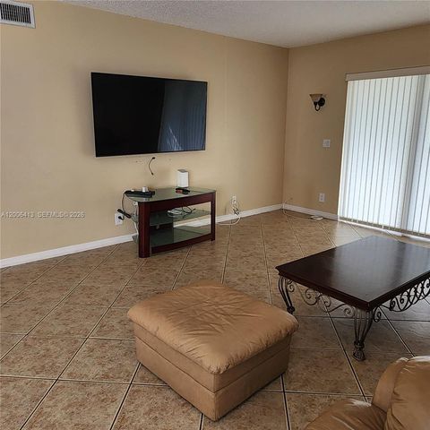 16501 Blatt Boulevard 204, Weston, FL 33326