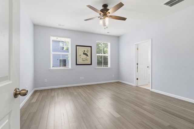 128 Swan Drive, Summerville, SC 29485