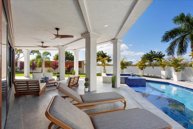 3378 E Lani Ikena Way, Kihei, HI 96753