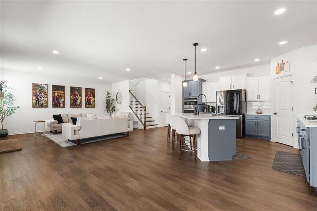 N56W24171 Sabrina COURT, Sussex, WI 53089