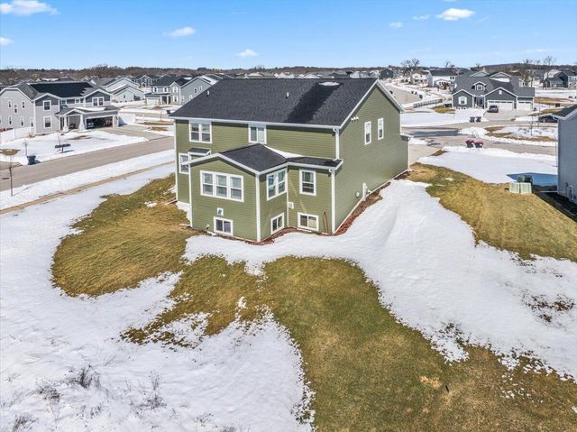 N56W24171 Sabrina COURT, Sussex, WI 53089