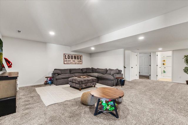 N56W24171 Sabrina COURT, Sussex, WI 53089