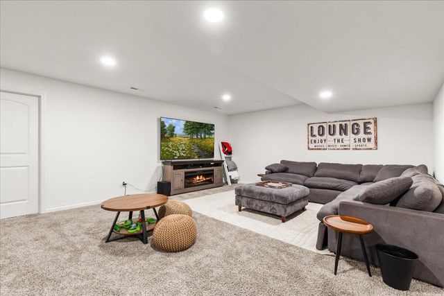 N56W24171 Sabrina COURT, Sussex, WI 53089