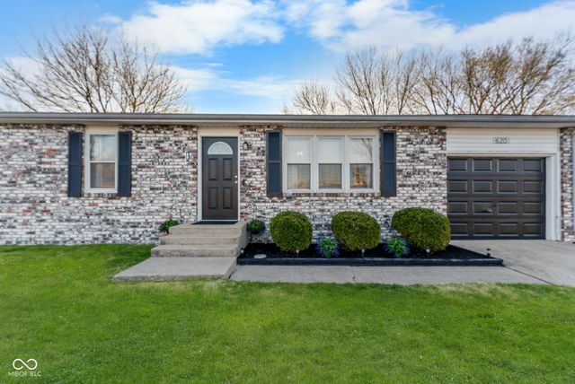 620 N Jackson Park Drive, Seymour, IN 47274