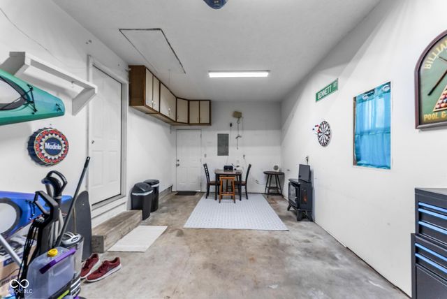 620 N Jackson Park Drive, Seymour, IN 47274