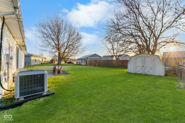620 N Jackson Park Drive, Seymour, IN 47274