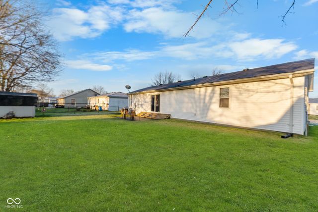 620 N Jackson Park Drive, Seymour, IN 47274