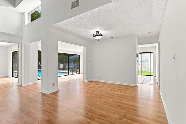 19652 Back Nine, Boca Raton, FL 33498