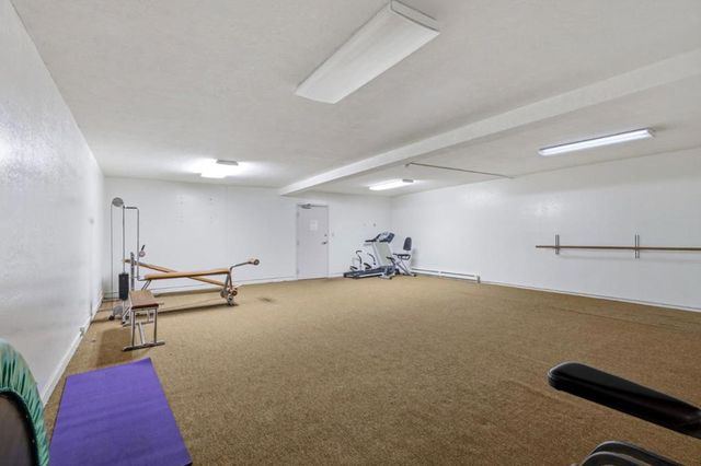 1031 Crestview Drive 106, Mountain View, CA 94040