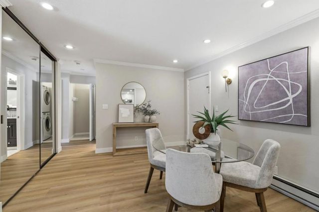 1031 Crestview Drive 106, Mountain View, CA 94040