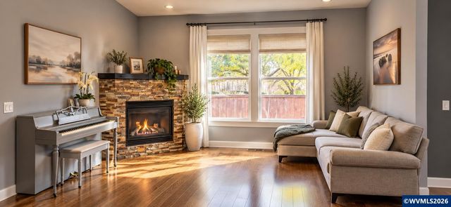 4886 Pullman Av SE, Salem, OR 97302