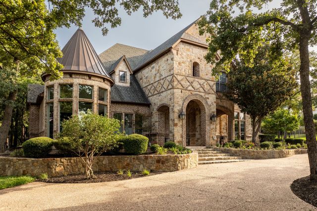 613 Silver Spur Drive, Southlake, TX 76092