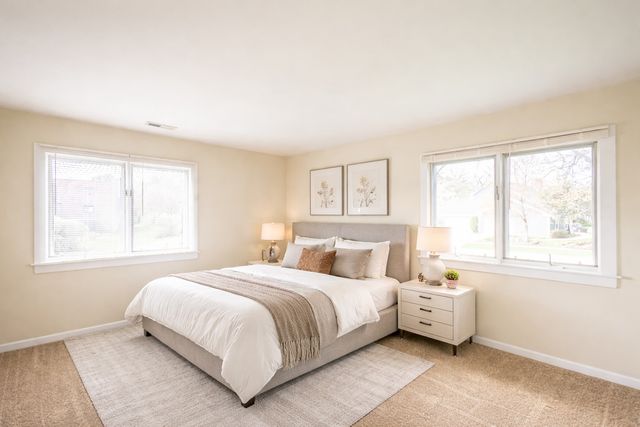 1420 STONEBRIDGE Circle 5N, Wheaton, IL 60189