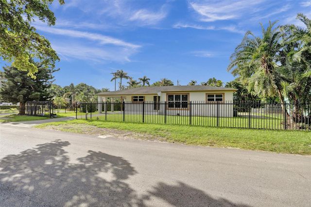 30 NE 139th Street, Miami, FL 33161
