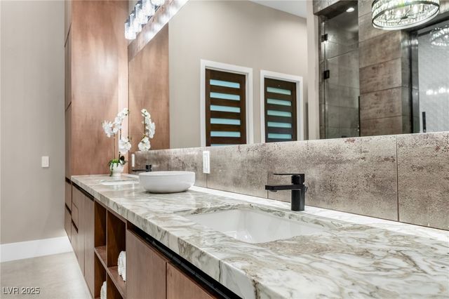 9 Stonecutter Court, Henderson, NV 89012