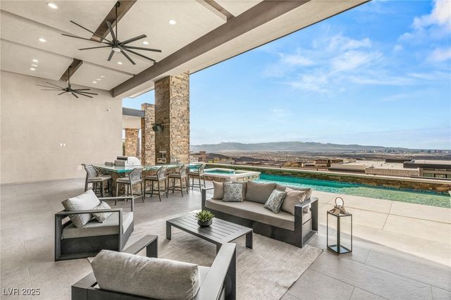 9 Stonecutter Court, Henderson, NV 89012