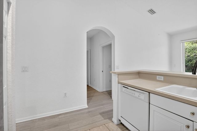 7915 NW 20th Street, Pembroke Pines, FL 33024